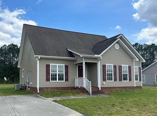 307 Northgate Dr, Washington, NC 27889