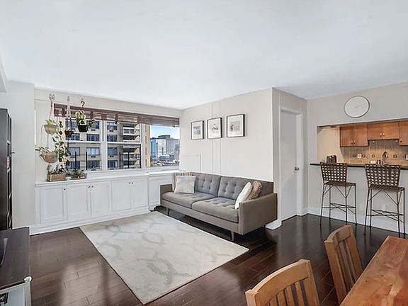 2nd image of 165 E 32nd St APT 6G