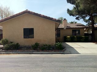 14329 Somerset Dr, Mojave, CA