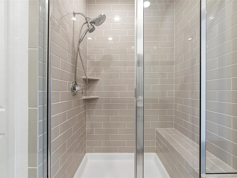 29338 Sweet Orange Ct — Photo 10