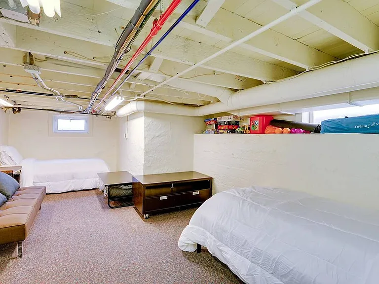 781 E Simpson Ave — Photo 24