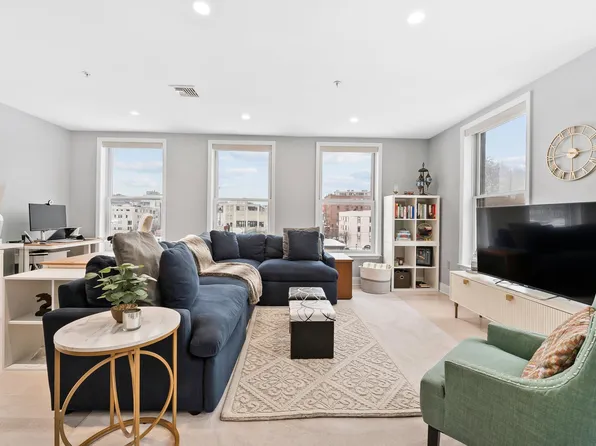 402 9th Street image 1 of 24