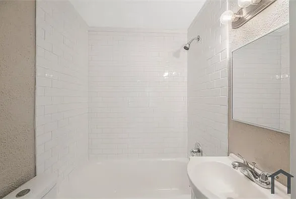 633 8th St N #7 — Photo 10