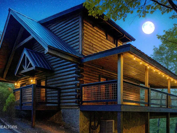 1615 Misty Hollow Way, Gatlinburg, TN 37738