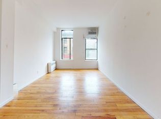 690 Greenwich St #E, New York, NY