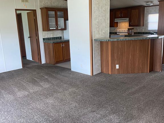 2nd image of 13 Raven Ct