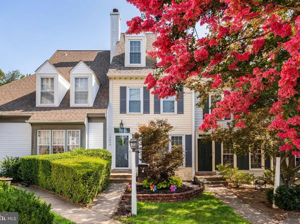 12849 Mill House Ct, Woodbridge, VA 22192