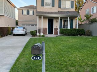 121 Boxwood Ln, Hercules, CA 94547