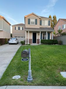121 Boxwood Ln, Hercules, CA, 94547