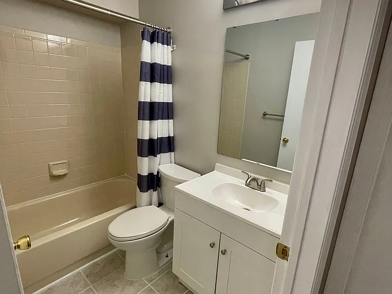 4205A Burryport Way #4205ABURRYPORTWAY — Photo 16