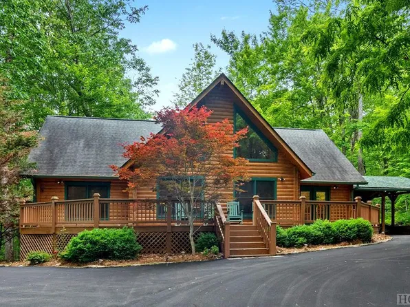 1328 Black Oak Drive, Sapphire, NC 28774