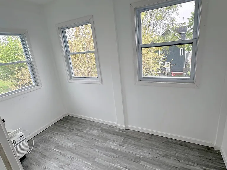 43 Jaques St #3 — Photo 13