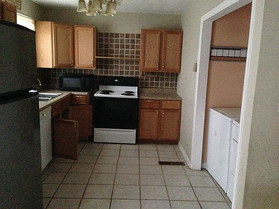 4th image of 7355 Austin Dr