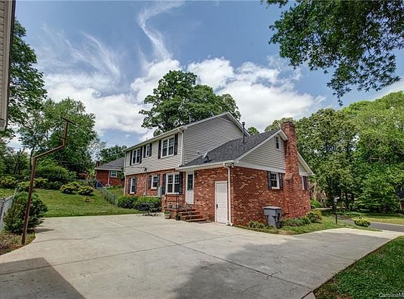 5th image of 6919 Heatherford Dr