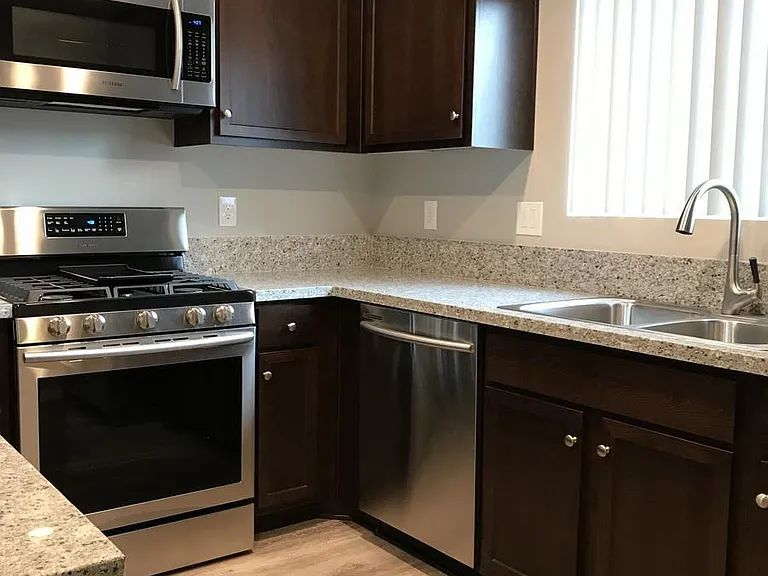 646 Florida St #1 — Photo 3