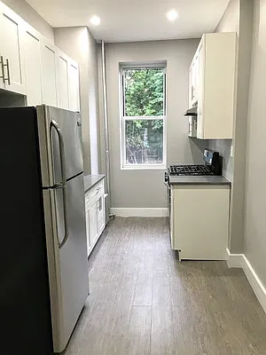 Rented by Nicole James, LREB | media 17