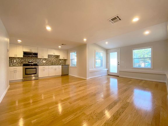 Spacious Kitchen & Dining Area