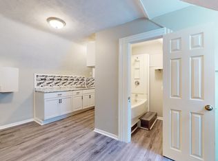 3224 Walton, Cleveland, OH 44113