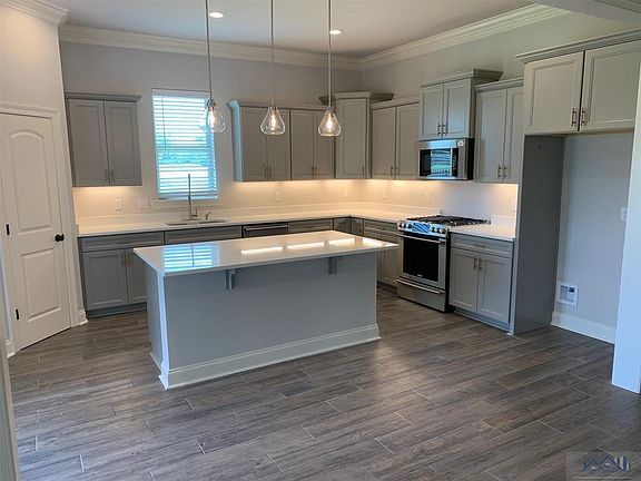 2nd image of 321 Madio Dr