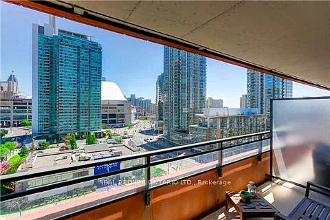 4K Spadina Ave #1010 — Photo 17