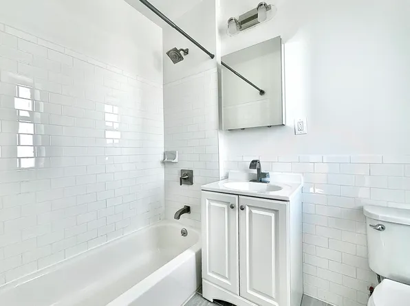 148-09 Northern Boulevard image 6 of 15