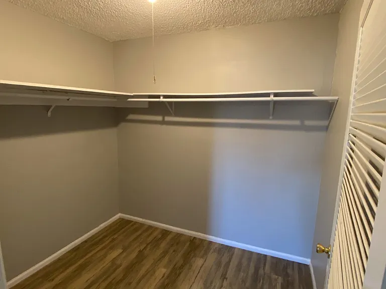 798 McClure St. — Photo 33