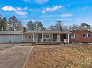 1958 Riverhill Dr, Shelby, NC 28152