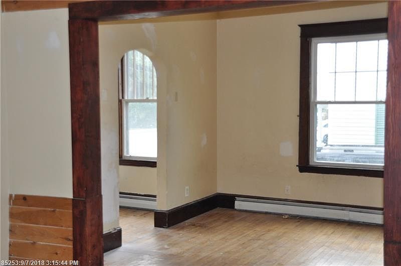 1056 Lisbon St Lewiston, ME, 04240 Apartments for Rent Zillow