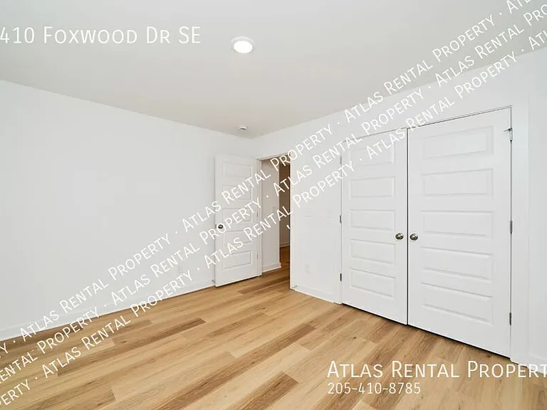 4410 Foxwood Dr — Photo 6