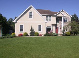 1129 Suffolk Dr, Lititz, PA 17543