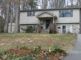 56 Ormond Ave, Asheville, NC 28806