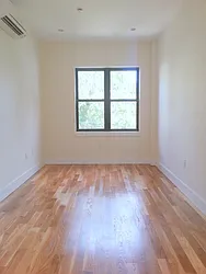 Rented by Uptown Flats LLC