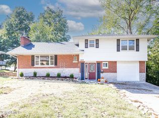 325 Crest Dr, Jefferson City, MO 65109