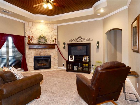 4th image of 7906 City View Dr