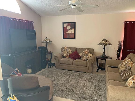 3rd image of 163 Canary Island Cir