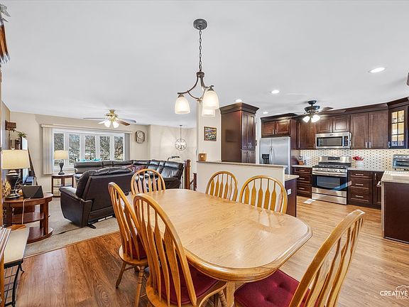5th image of 539 Ridge Pl