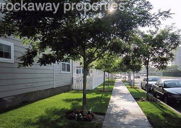 3rd image of 204 Beach 79 St #79