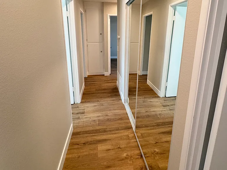 1604 Jasper Ave — Photo 5