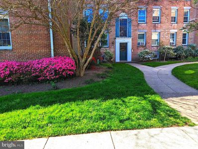 2716 Ordway St NW APT 1, Washington, DC, 20008