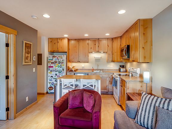 2nd image of 4192 Highway 9 APT 200