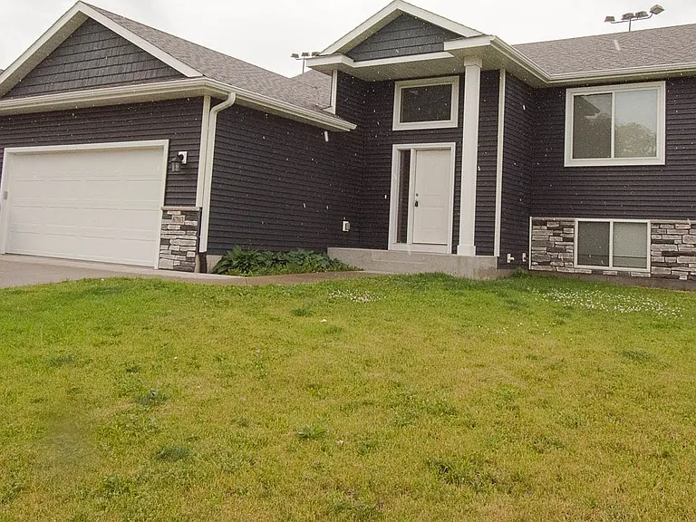 6703 Clarkia Dr NW — Photo 1