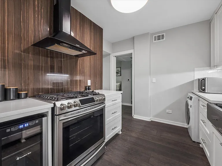 1212 Guadalupe St #701 — Photo 5