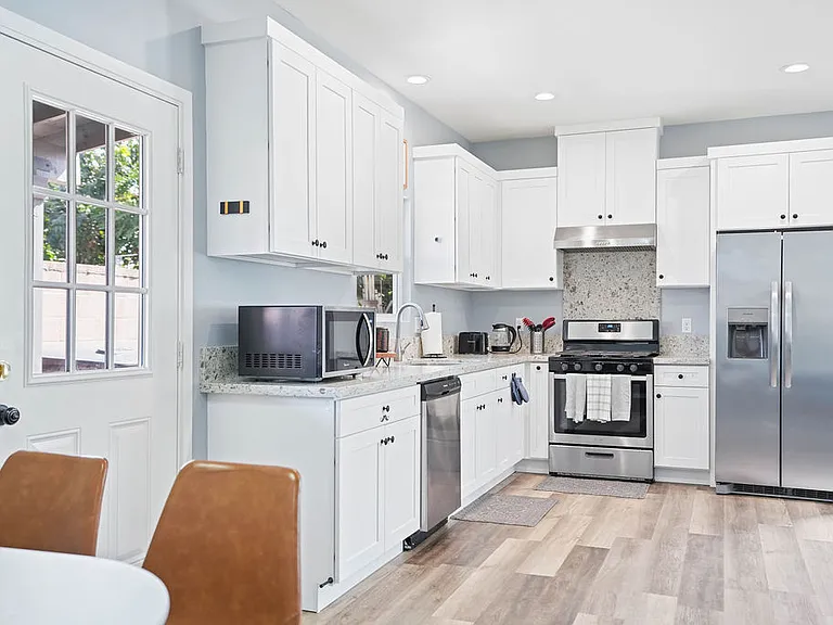 13644 Palomar St — Photo 16