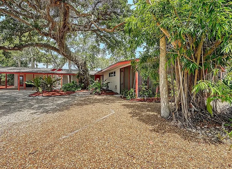 4830 Higel Ave — Photo 63