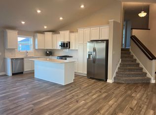 23037 Marie Pl, Rogers, MN 55374