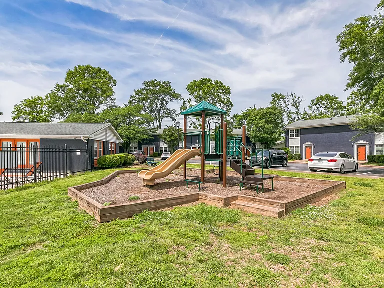 Townhomes at Spartanburg — Photo 22