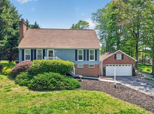 1002 Oxford Point Rd, Lynchburg, VA 24502