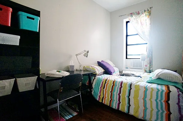 Rented by EXR | media 12