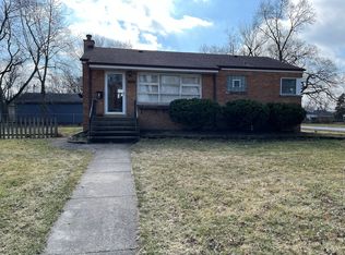 2429 Spruce Rd, Homewood, IL 60430