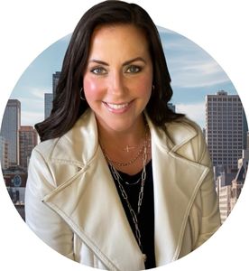 Lisa Yates
